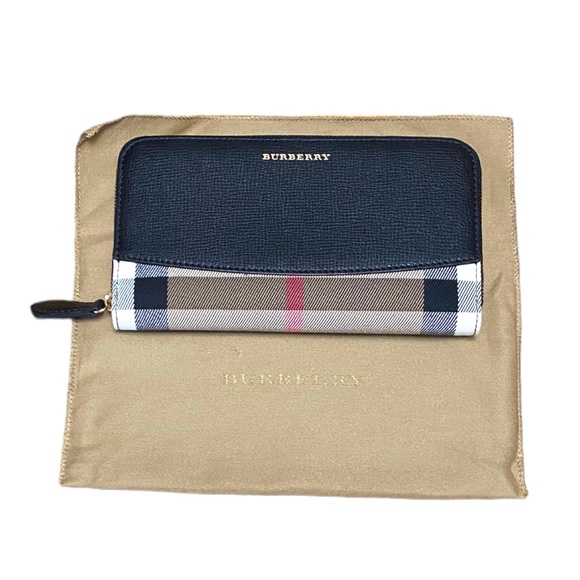 NWOT Burberry Elmore House Check Derby Wallet and Dust Bag - Picture 3 of 14